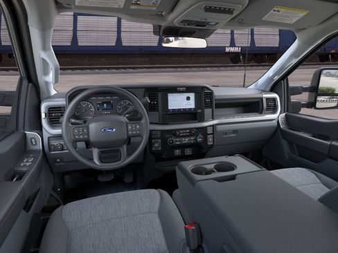 New 2026 Ford F250 XL AWD/4WD image 9