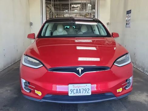 Used 2016 Tesla Model X 90D AWD/4WD image 2