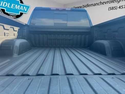 Used 2024 GMC Sierra 1500 Denali w/ Technology Package AWD/4WD image 21