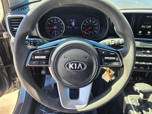 Used 2022 Kia Sportage LX AWD/4WD image 22