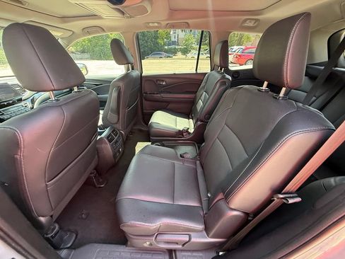 Used 2022 Honda Pilot Elite image 29
