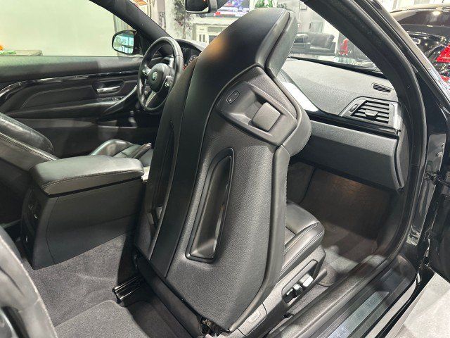 Used 2018 BMW M4 Coupe w/ Competition Package RWD image 55