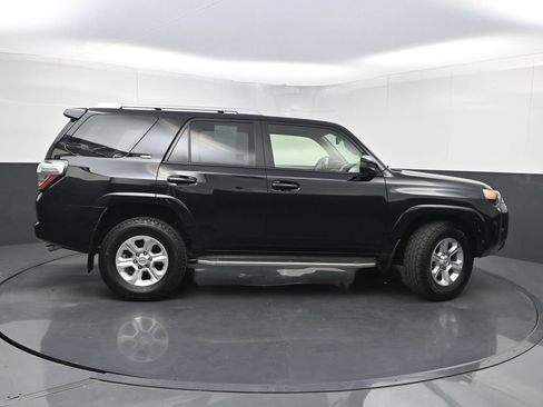 Used 2015 Toyota 4Runner SR5 RWD image 41