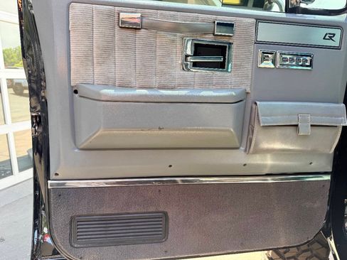 Used 1987 GMC Sierra 3500 4x4 Crew Cab image 23