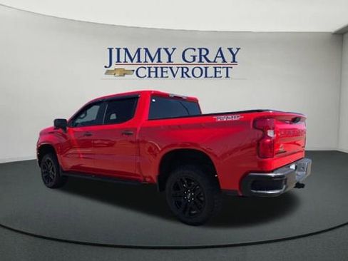Used 2024 Chevrolet Silverado 1500 Custom Trail Boss w/ LPO, Dark Essentials Package AWD/4WD image 3