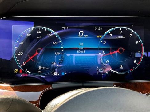 Used 2023 Mercedes-Benz E 350 4MATIC Sedan image 13