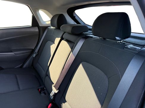 Used 2022 Hyundai Kona SEL w/ Convenience Package image 16
