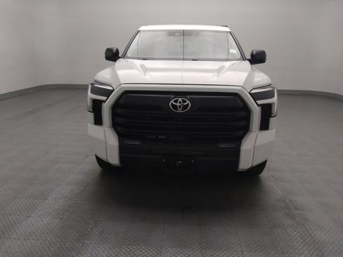Used 2022 Toyota Tundra SR5 w/ SR5 Convenience Package AWD/4WD image 15