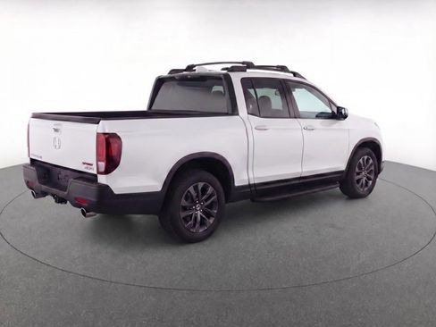 Used 2023 Honda Ridgeline Sport image 7