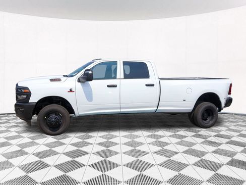 New 2026 RAM 3500 Tradesman AWD/4WD image 19