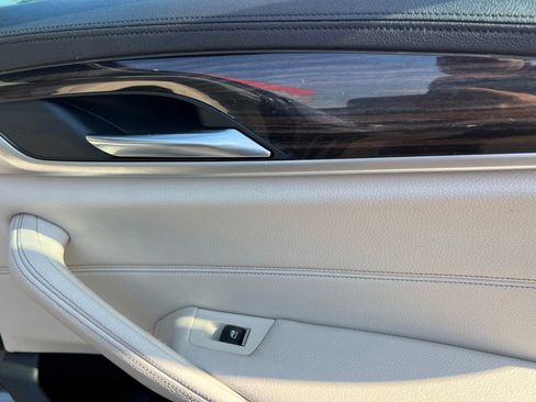 Used 2018 BMW 530e RWD image 49