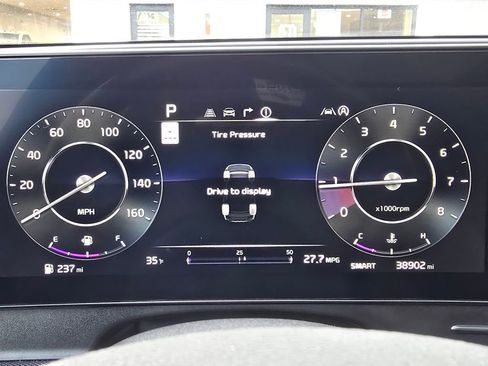 Used 2023 Kia Sportage SX image 32