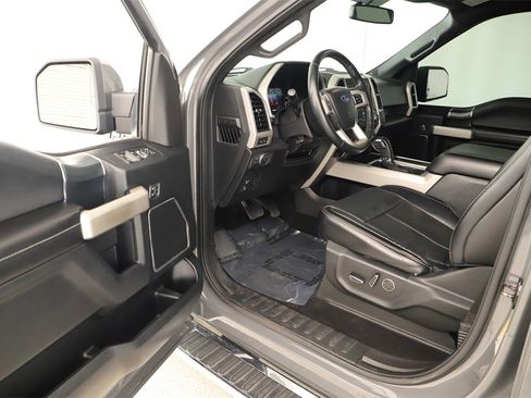 Used 2018 Ford F150 Lariat image 14