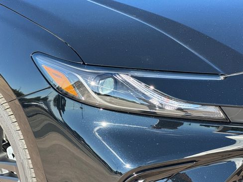 New 2026 Toyota Camry Hybrid AWD/4WD image 30