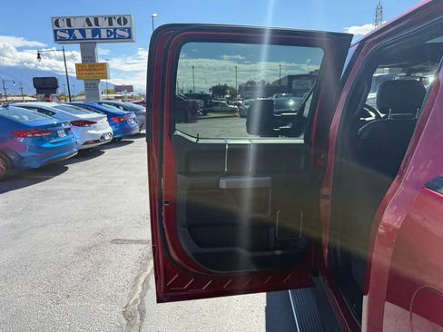 Used 2019 Ford F150 Platinum w/ Equipment Group 701A Luxury image 27