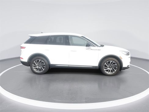 Used 2022 Lincoln Corsair AWD w/ Equipment Group 101A image 9