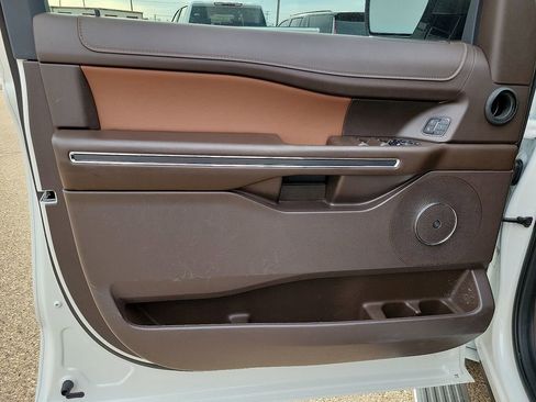 Used 2024 Ford Expedition King Ranch AWD/4WD image 18