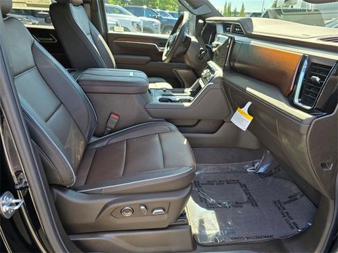 New 2025 GMC Sierra 2500 Denali w/ Technology Package image 10