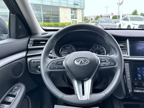 Certified 2025 INFINITI QX50 Pure image 12