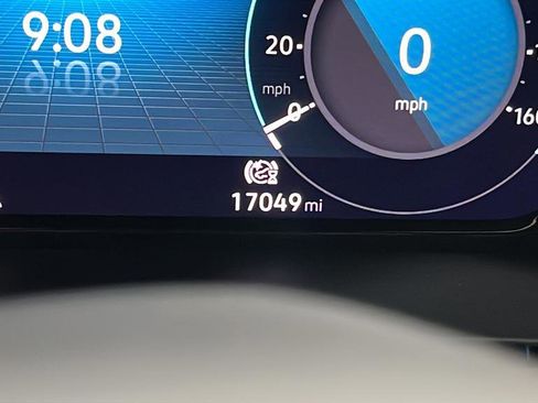 Used 2024 Volkswagen Atlas Cross Sport SEL R-Line AWD/4WD image 29