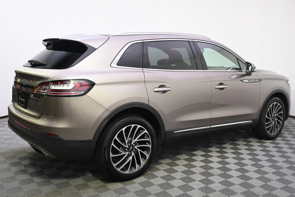 Used 2019 Lincoln Nautilus Reserve AWD/4WD image 7