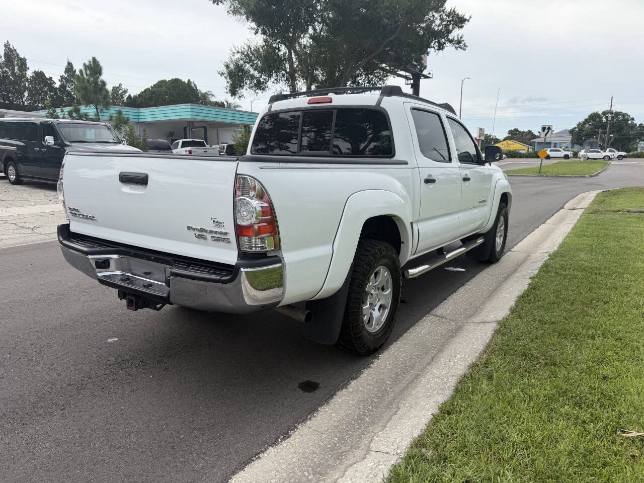 Used 2009 Toyota Tacoma PreRunner RWD image 4