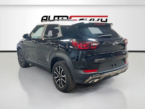 Used 2024 Chevrolet TrailBlazer ACTIV w/ Convenience Package image 5