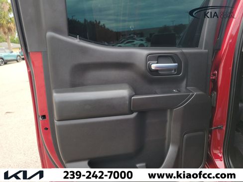 Used 2020 Chevrolet Silverado 1500 Custom w/ Custom Value Package RWD image 12