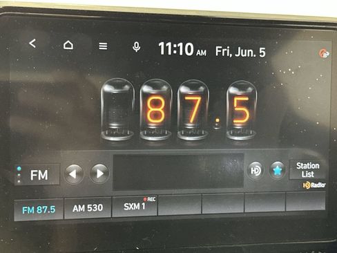 Used 2022 Hyundai Veloster N FWD image 16
