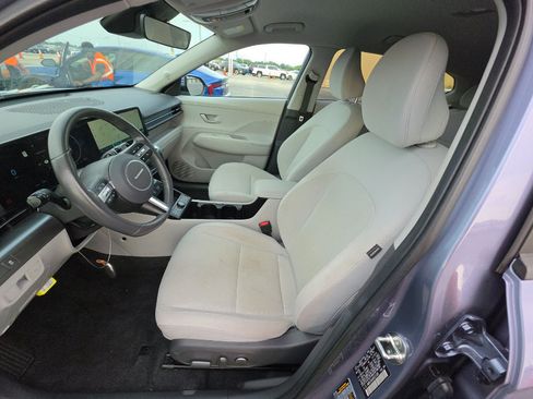 Used 2024 Hyundai Kona SEL FWD image 6