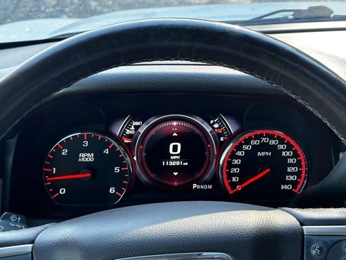 Used 2015 GMC Yukon XL Denali w/ Touring Package image 28