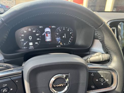 Used 2020 Volvo XC40 T5 Momentum AWD/4WD image 26