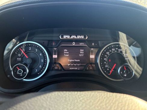 Used 2022 RAM 1500 Laramie w/ Sport Appearance Package image 11