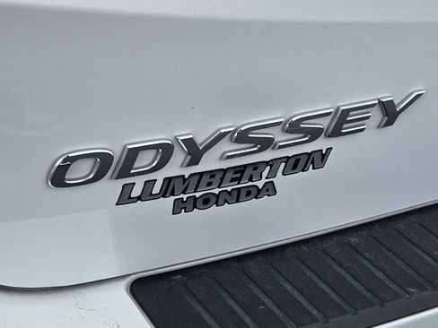 Used 2024 Honda Odyssey Elite image 16