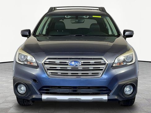 Used 2017 Subaru Outback 3.6R Limited AWD/4WD image 2