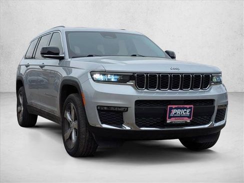Used 2021 Jeep Grand Cherokee L Limited image 3