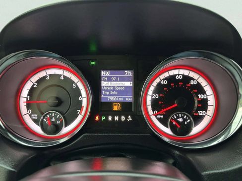 Used 2019 Dodge Grand Caravan GT FWD image 26