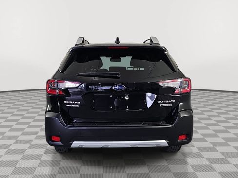 Used 2023 Subaru Outback Touring AWD/4WD image 7