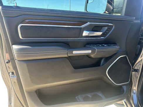 Used 2022 RAM 1500 Laramie w/ Laramie Southwest Edition image 11