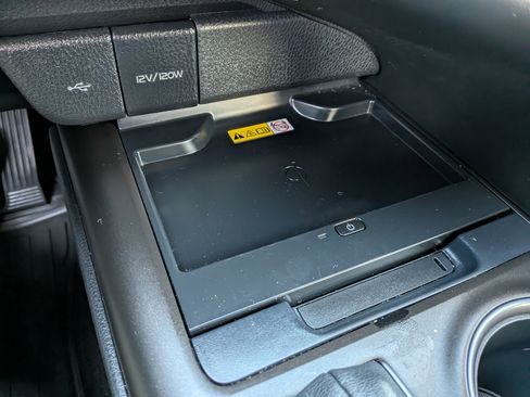 Used 2023 Toyota Camry XSE image 32