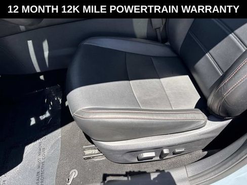 Used 2025 Nissan Sentra SR w/ SR Premium Package FWD image 15