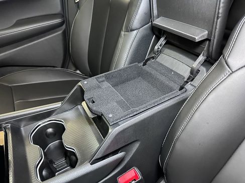 New 2025 Jeep Grand Cherokee Limited w/ Black Appearance Package image 30