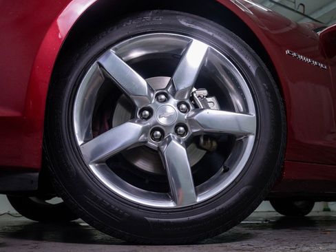 Used 2014 Chevrolet Camaro LT RWD image 6