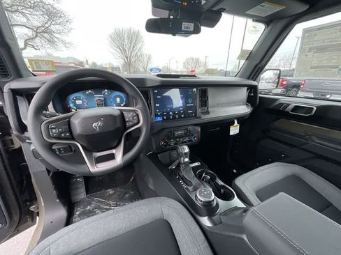 New 2025 Ford Bronco 2-Door image 15