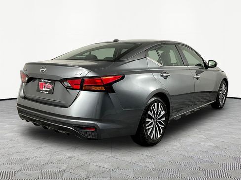 Certified 2024 Nissan Altima 2.5 SV FWD image 6