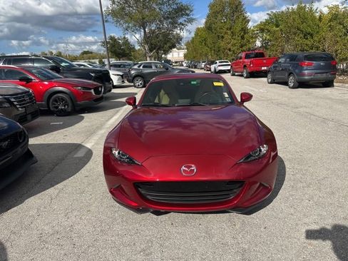 Used 2019 MAZDA MX-5 Miata RF Grand Touring image 3