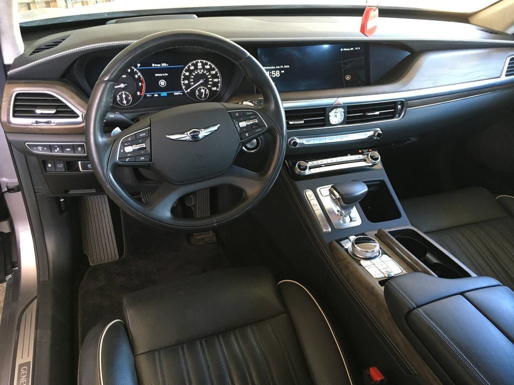 Used 2021 Genesis G90 3.3T Premium AWD/4WD image 25