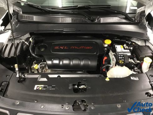 Used 2022 Jeep Compass Trailhawk w/ Trailhawk Elite Group AWD/4WD image 44
