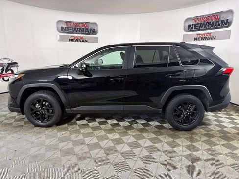 Used 2025 Toyota RAV4 LE FWD image 6