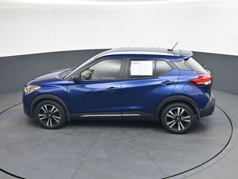 Used 2020 Nissan Kicks SR w/ SR Premium Package FWD image 25